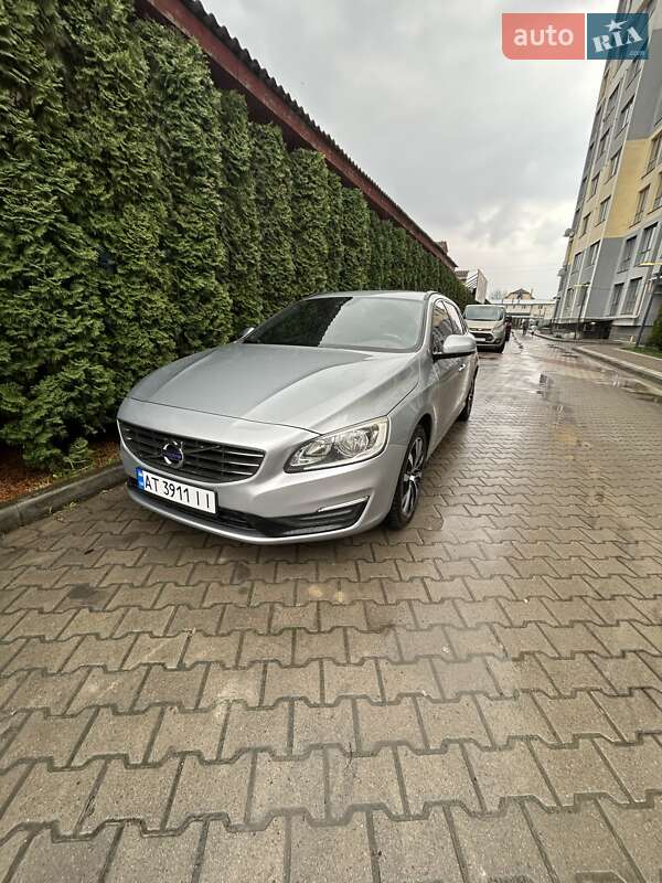 Універсал Volvo V60 2018 в Івано-Франківську