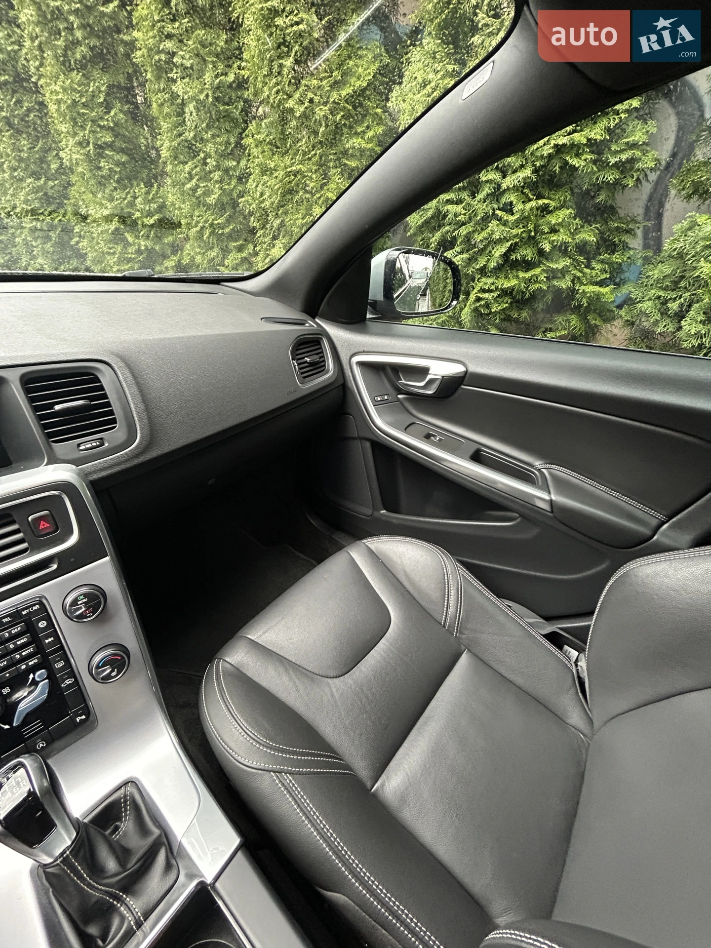 2018 Volvo V60 - мініатюра 16