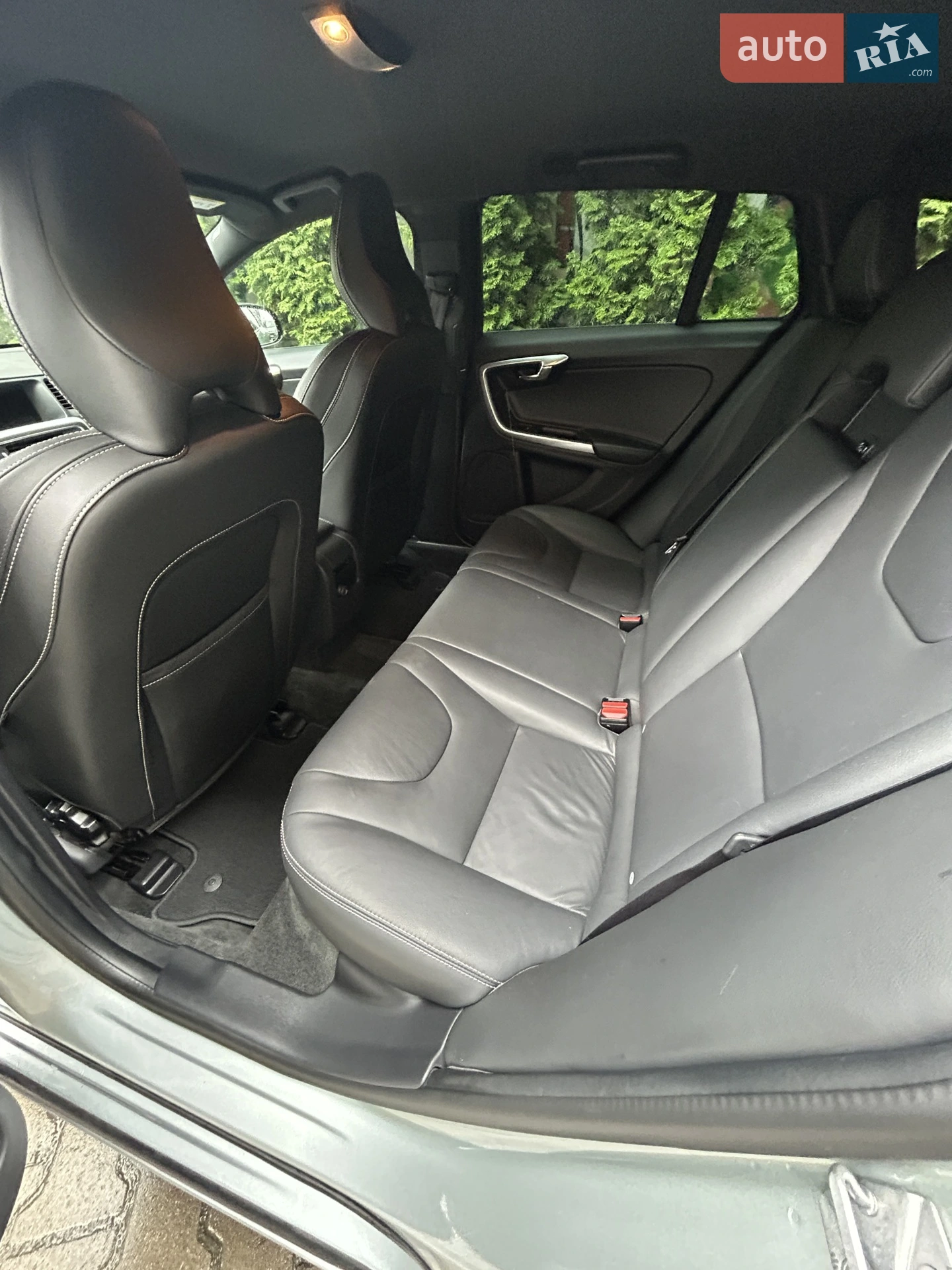 2018 Volvo V60 - мініатюра 18
