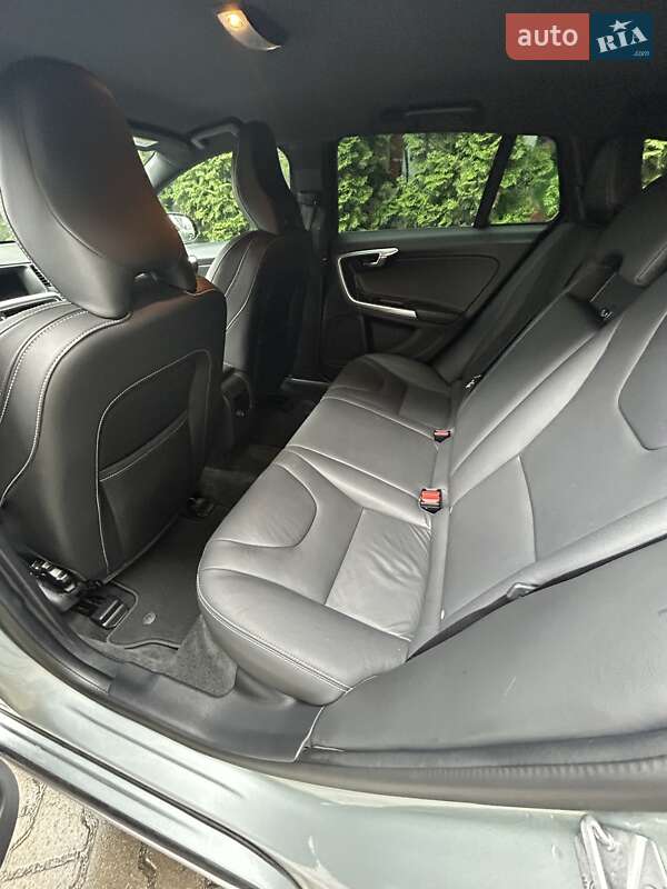 Універсал Volvo V60 2018 в Івано-Франківську