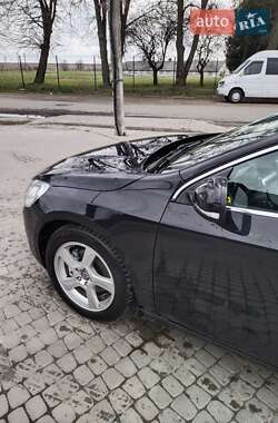 Универсал Volvo V60 2012 в 