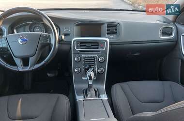 Универсал Volvo V60 2014 в 
