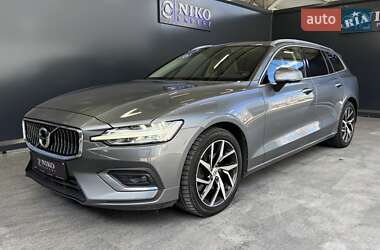 Универсал Volvo V60 2019 в 