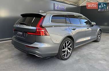 Универсал Volvo V60 2019 в 
