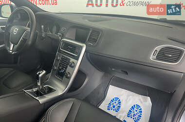 Универсал Volvo V60 2018 в 