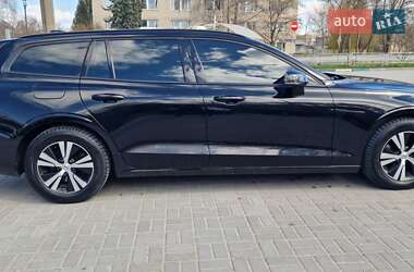 Универсал Volvo V60 2019 в 
