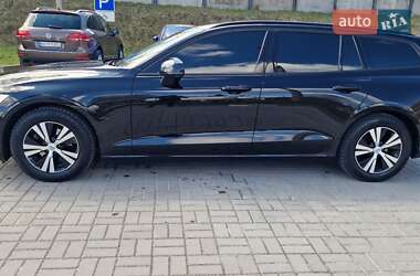 Универсал Volvo V60 2019 в 
