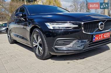 Универсал Volvo V60 2019 в 