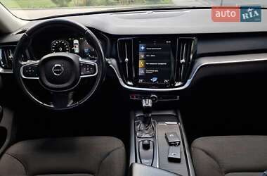 Универсал Volvo V60 2019 в 