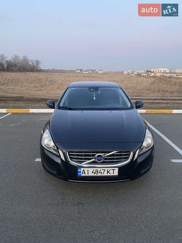 Універсал Volvo V60 2011 в Києві