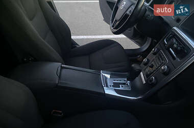 Универсал Volvo V60 2011 в 