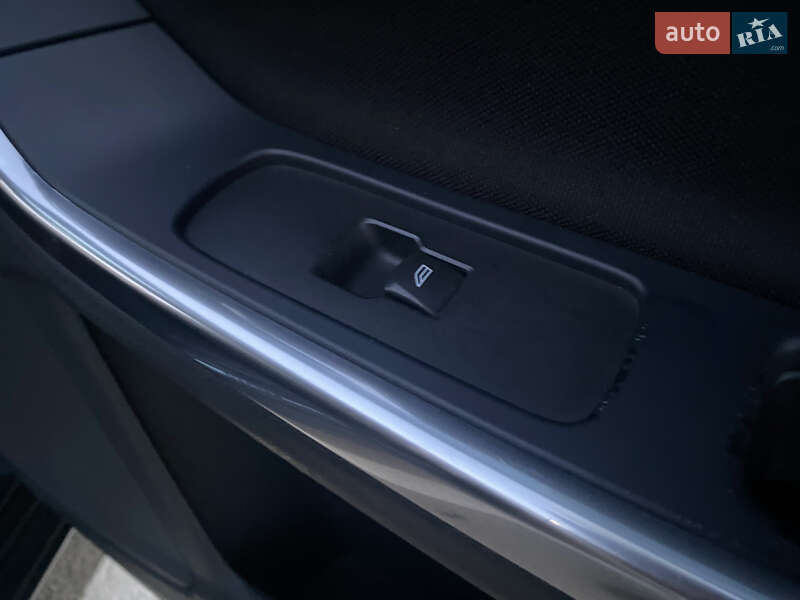 Універсал Volvo V60 2011 в Києві