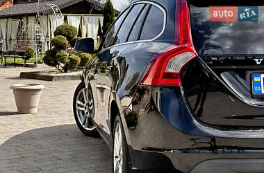 Универсал Volvo V60 2010 в 