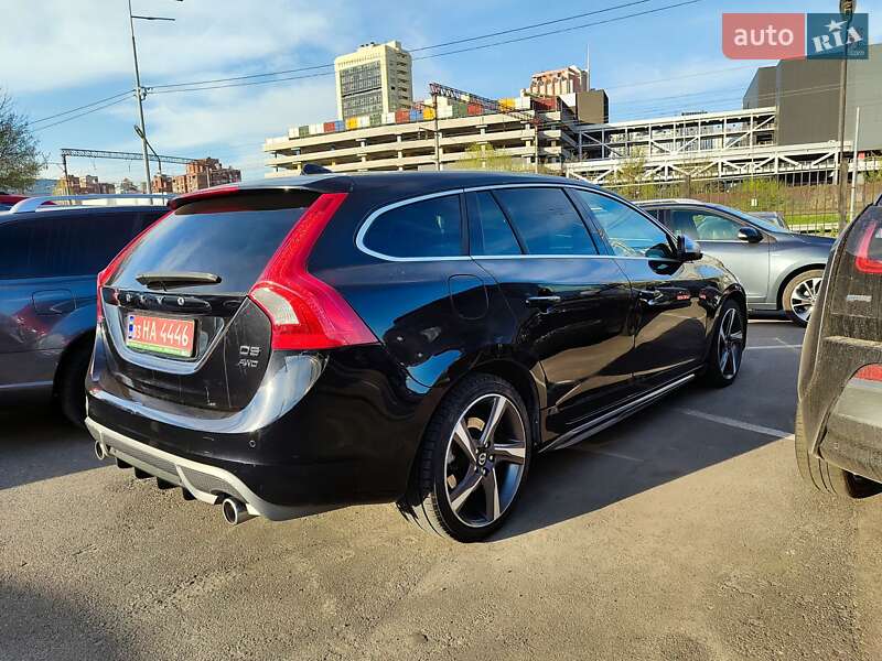Универсал Volvo V60 2013 в 
