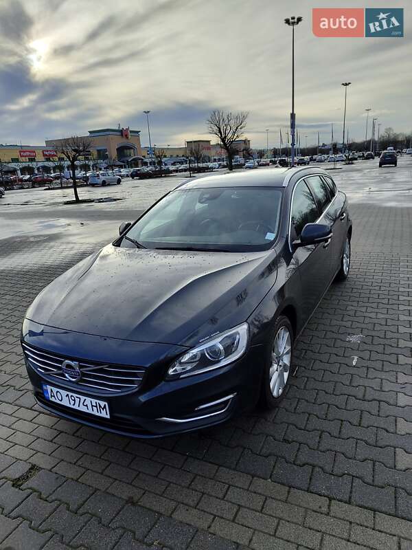 Volvo V60 2014
