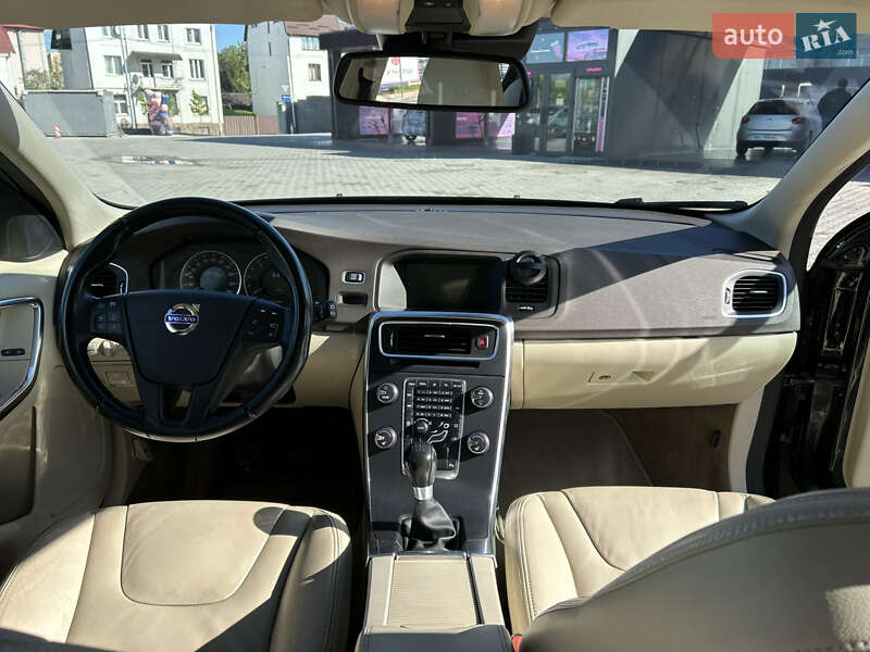 Универсал Volvo V60 2012 в Львове