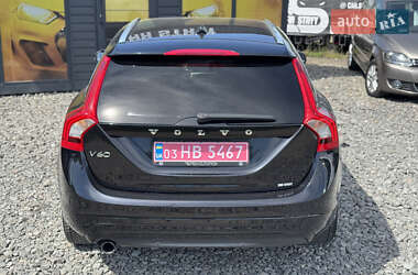 Универсал Volvo V60 2014 в 