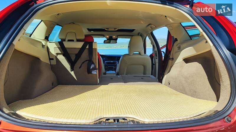 Универсал Volvo V60 2013 в Одессе