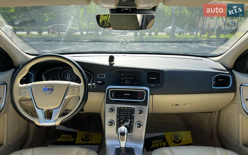 Универсал Volvo V60 2016 в Львове