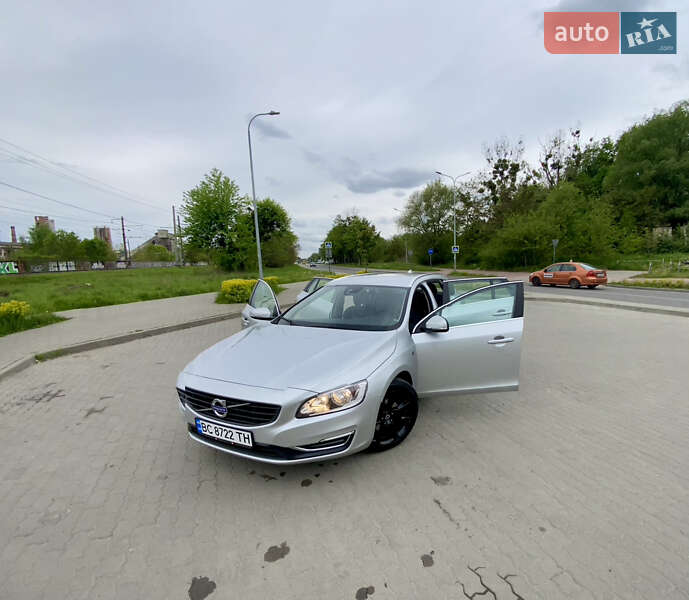 Универсал Volvo V60 2016 в Львове фото 4 Универсал Volvo V60 2016 в Львове