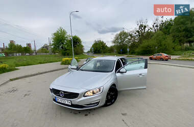 Универсал Volvo V60 2016 в 