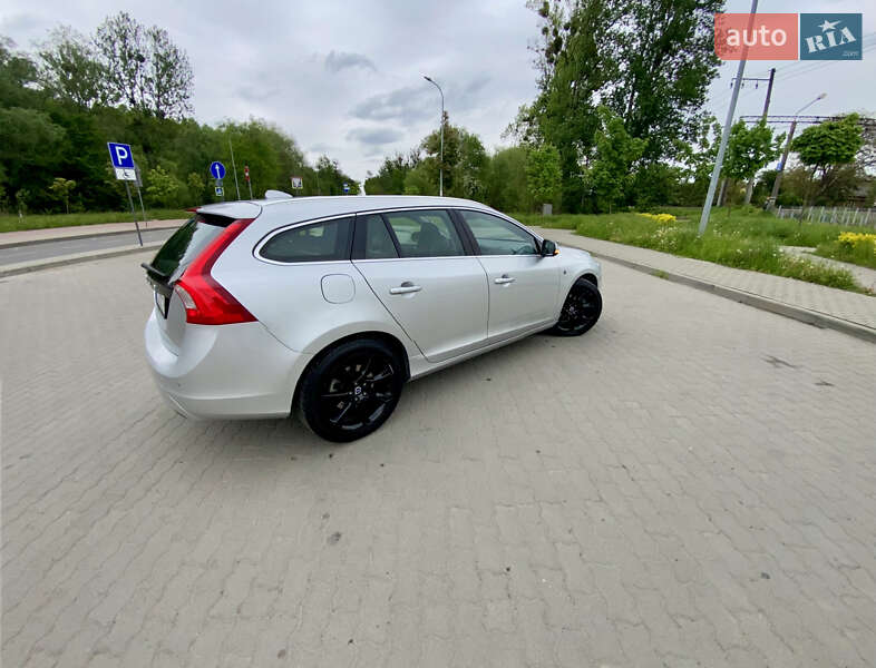Универсал Volvo V60 2016 в Львове фото 8 Универсал Volvo V60 2016 в Львове