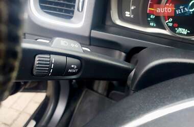 Універсал Volvo V60 2014 в 