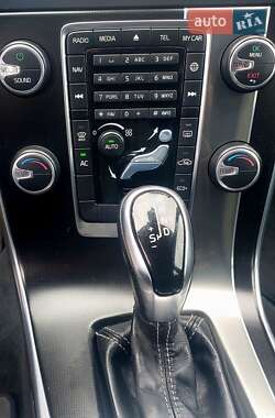 Універсал Volvo V60 2014 в 