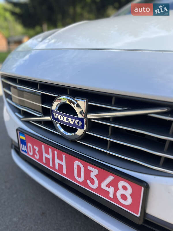 Універсал Volvo V60 2015 в Луцьку