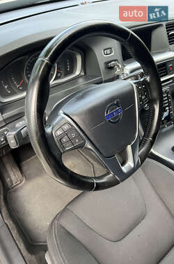 Универсал Volvo V60 2017 в 