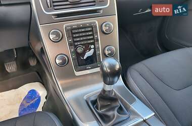 Универсал Volvo V60 2011 в 