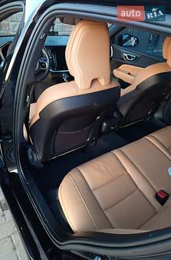 Універсал Volvo V60 2019 в 