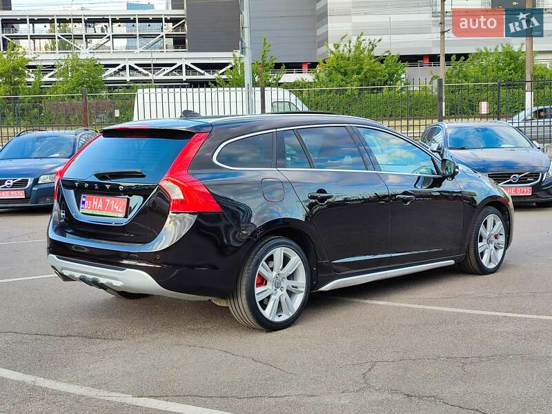 Универсал Volvo V60 2011 в Киеве