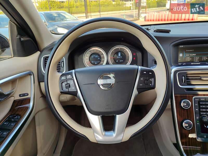 Универсал Volvo V60 2011 в Киеве