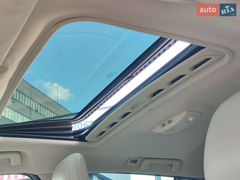 Универсал Volvo V60 2011 в Киеве