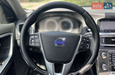 Универсал Volvo V60 2012 в 