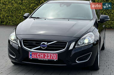 Универсал Volvo V60 2013 в 