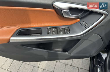 Универсал Volvo V60 2013 в 