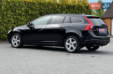 Универсал Volvo V60 2013 в 