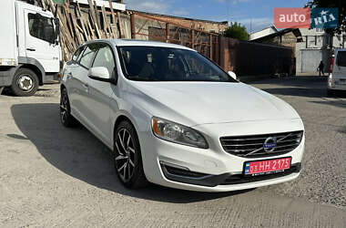 Універсал Volvo V60 2015 в Рівному