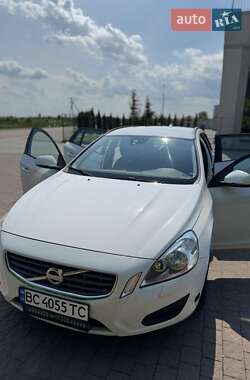 Універсал Volvo V60 2012 в 
