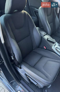Універсал Volvo V60 2011 в 