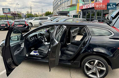 Універсал Volvo V60 2012 в 