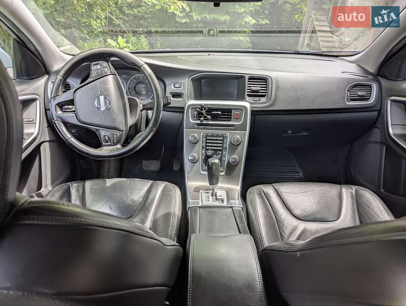 Універсал Volvo V60 2011 в Львові