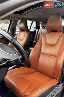Универсал Volvo V60 2011 в 