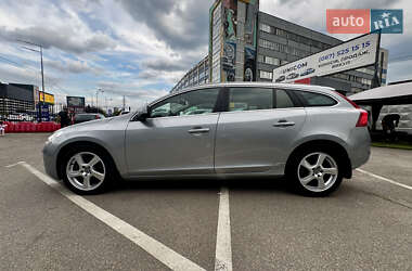 Универсал Volvo V60 2011 в 