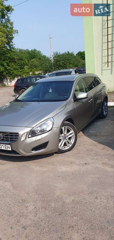 Універсал Volvo V60 2011 в 