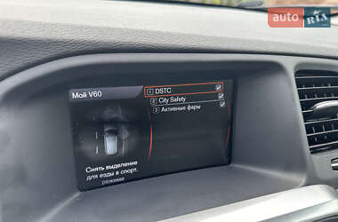 Универсал Volvo V60 2012 в 