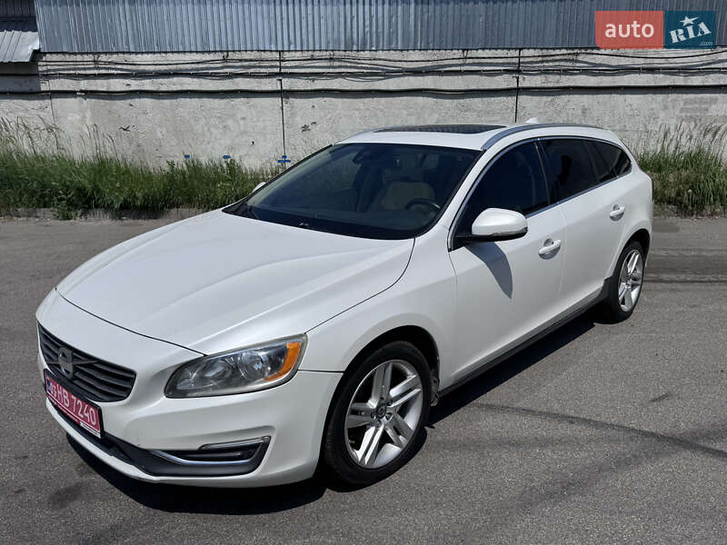 Универсал Volvo V60 2015 в Киеве
