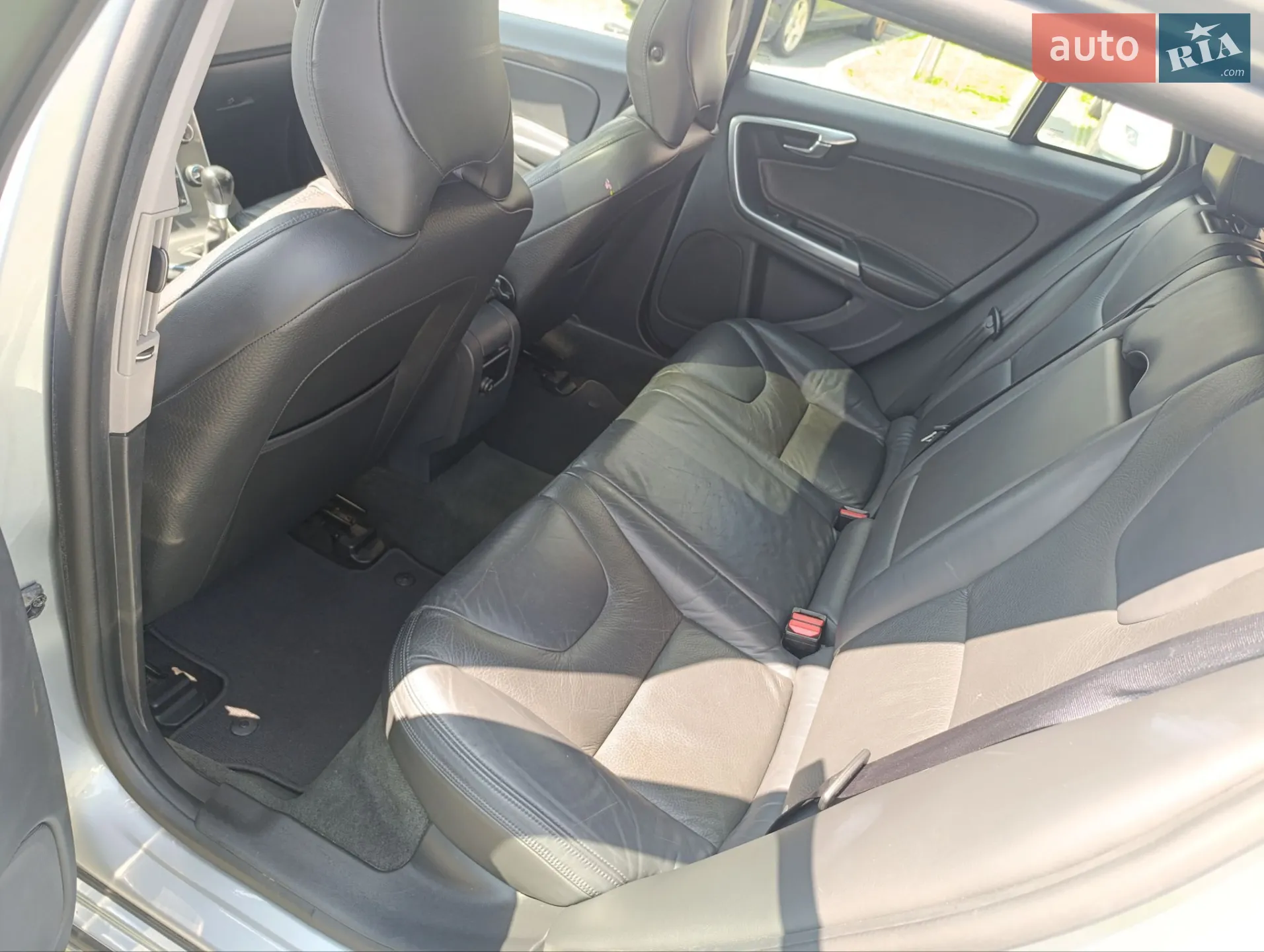 2011 Volvo V60 - мініатюра 18